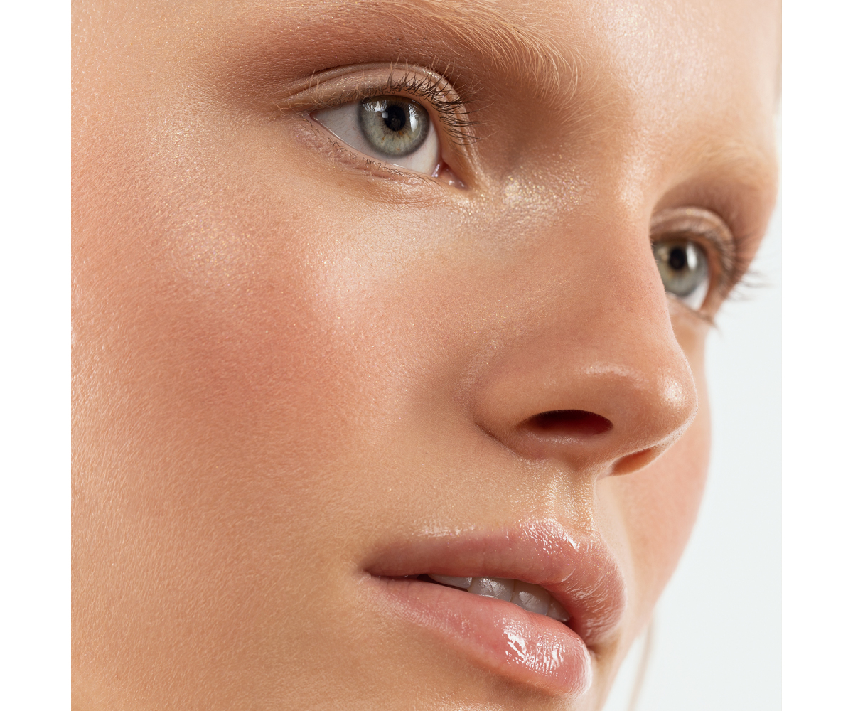 Стик Influence Beauty Universum 3 в 1 для макияжа глаз лица и губ тон 03 ярко-розовый 5.5г